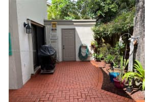 3032 S Oakland Forest Dr APT 2801, Oakland Park, FL 33309, Sold 01/23/24