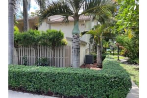 3032 S Oakland Forest Dr APT 2801, Oakland Park, FL 33309, Sold 01/23/24
