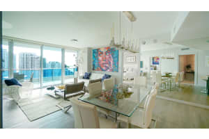 200 Biscayne Blvd Way APT 3203, Miami, FL 33131, Sold 12/13/23
