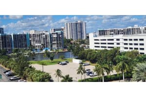 3725 S Ocean Dr APT 921, Hollywood, FL 33019, Sold 04/15/24