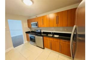 3000 S Ocean Dr APT 612, Hollywood, FL 33019, Sold 01/19/24