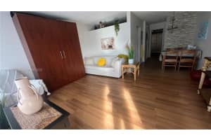 15610 NE 6th Ave APT 24B, Miami, FL 33162, - MLS#A11481574