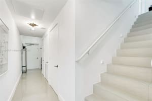 6000 Collins Ave APT 123, Miami Beach, FL 33140, Sold 04/01/24