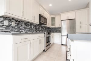 6015 NW 104th Ct, Medley, FL 33178, Sold 01/16/24