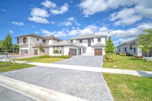 10475 SW 57th Ct, Cooper City, FL 33328, Sold 04/18/24