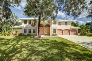10635 SW 44th Ct, Davie, FL 33328, Sold 02/28/24