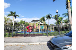 13973 SW 275th St, Homestead, FL 33032, Sold 08/09/24