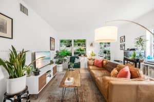 901 Meridian Ave APT 101, Miami Beach, FL 33139, Sold 12/11/23