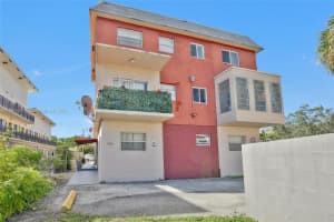 5960 Ne 5th Ct 2, Miami