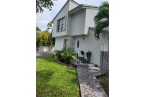 10584 NW 8th Ln a 4, Miami, FL 33172, Sold 02/23/24