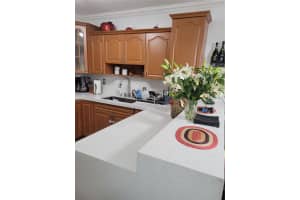 10584 NW 8th Ln a 4, Miami, FL 33172, Sold 02/23/24