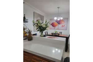 10584 NW 8th Ln a 4, Miami, FL 33172, Sold 02/23/24