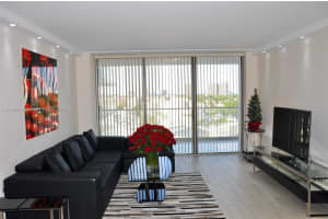 19707 Turnberry Way #8l, Aventura, FL 33180, Sold 04/16/24
