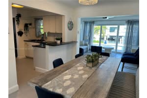 2703 SE 14th St, Pompano Beach, FL 33062, Sold 04/19/24