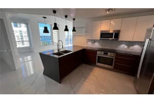 601 NE 27th St Apt 907, Miami, FL 33137, Sold 01/30/24