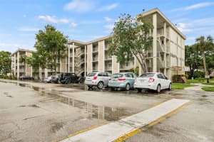 2999 NW 48th Ave Apartment 246, Lauderdale Lakes, FL 33313, Sold 01/19/24