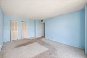 800 Parkview Dr APT 407, Hallandale Beach, FL 33009, Sold 01/11/24