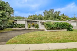 314 S 56th Ave, Hollywood, FL 33023, Sold 03/07/24