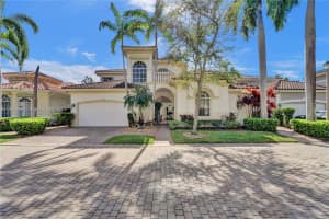 920 Captiva Dr, Hollywood, FL 33019, Sold 04/24/24