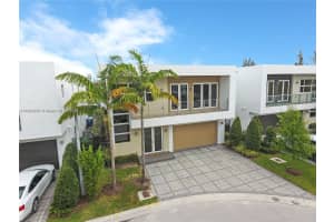 9719 NW 75th Terrace, Doral, FL 33178, Sold 03/29/24