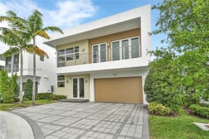 9719 NW 75th Terrace, Doral, FL 33178, Sold 03/29/24