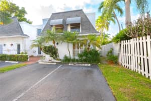 2712 NE 8th St #2712, Hallandale Beach, FL 33009, Sold 03/05/24