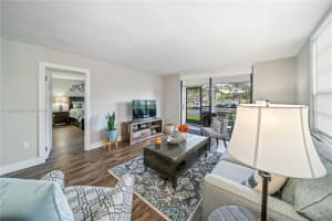 1000 Colony Point Cir APT 123, Pembroke Pines, FL 33026, Sold 03/08/24