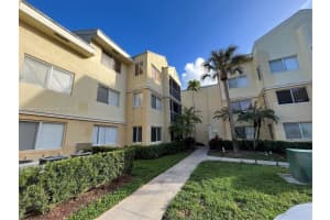 5740 Rock Island Rd APT 279, Tamarac, FL 33319, Sold 04/03/24