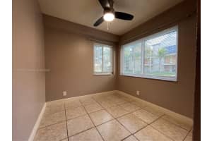 5740 Rock Island Rd APT 279, Tamarac, FL 33319, Sold 04/03/24