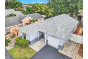 4324 SW 72nd Terrace, Davie, FL 33314, Sold 01/16/24