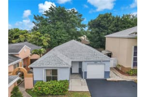 4324 SW 72nd Terrace, Davie, FL 33314, Sold 01/16/24