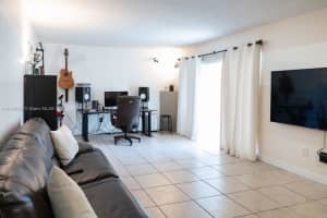 7715 SW 86th St # A2-307, Miami, FL 33143, Sold 04/01/24