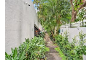 1775 Washington Ave APT 9B, Miami Beach, FL 33139, Sold 04/23/25