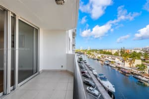 3703 Ne 166th St 602 North Miami Beach, FL 33160 - Off Market