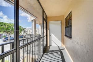 1017 Washington Cir #1017a, Homestead, FL 33034, Sold 02/16/24