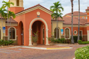 4602 SW 160th Ave APT 510, Miramar, FL 33027, Sold 01/31/24