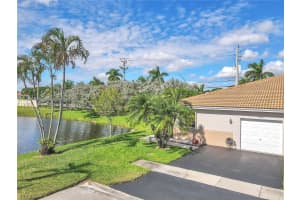 11809 SW 17th Ct, Miramar, FL 33025, Sold 12/29/23