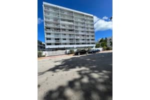 1045 10th St APT 204, Miami Beach, FL 33139, Sold 08/30/24