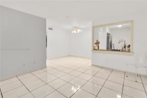 2610 W 67th Pl Apt 22-14, Hialeah, FL 33016, Sold 06/07/24