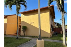 10845 NW 7th St 15 11, Miami, FL 33172, Sold 03/15/24