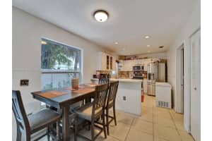 10200 NW 3rd St, Pembroke Pines, FL 33026, Sold 12/20/23