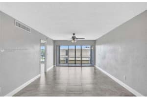 7980 N French Dr #3-305, Pembroke Pines, FL 33024, Sold 03/06/24