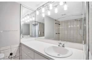 7980 N French Dr #3-305, Pembroke Pines, FL 33024, Sold 03/06/24