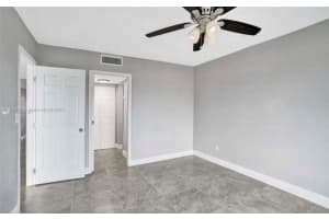 7980 N French Dr #3-305, Pembroke Pines, FL 33024, Sold 03/06/24