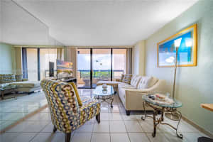 2555 Collins Ave APT 1004, Miami Beach, FL 33140, Sold 03/14/24