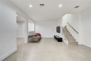 133 Riverwalk Cir W, Plantation, FL 33325, Sold 01/12/24