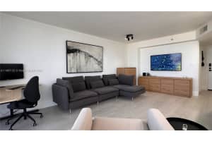 1688 West Ave APT 907, Miami Beach, FL 33139, Sold 02/12/24