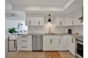 1201 S Ocean Dr #1607n, Hollywood, FL 33019, Sold 12/29/23