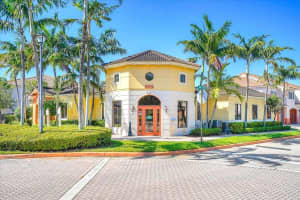 17333 NW 7th Ave #209, Miami Gardens, FL 33169, Sold 01/12/24