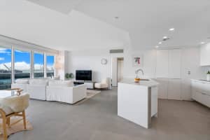 400 Alton Rd APT 2004, Miami Beach, FL 33139, Sold 01/16/24